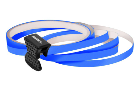 Samolepící linka na obvod kola Foliatec, barva GT modrá